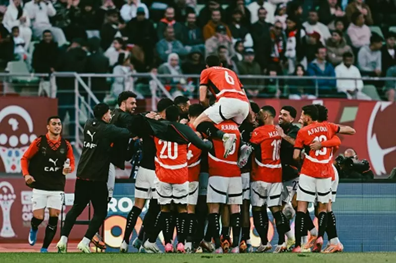 إنجاز حسام حسن ورقم قياسي ومواصلة العقدة.. ماذا لو انتصرت مصر على كوت ديفوار؟ 